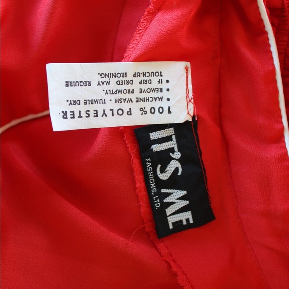It’s Me Vintage Red Dress CA - Picture 5 of 5